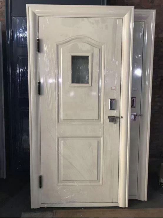 青海学校教室门