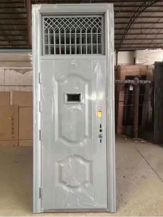 青海学校教室门