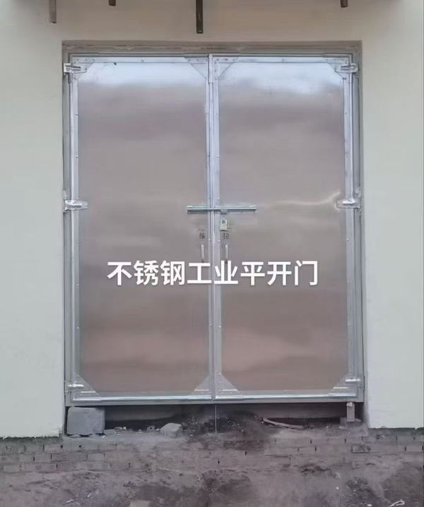 不锈钢青海工业平开门在现代工业场景中的应用实践
